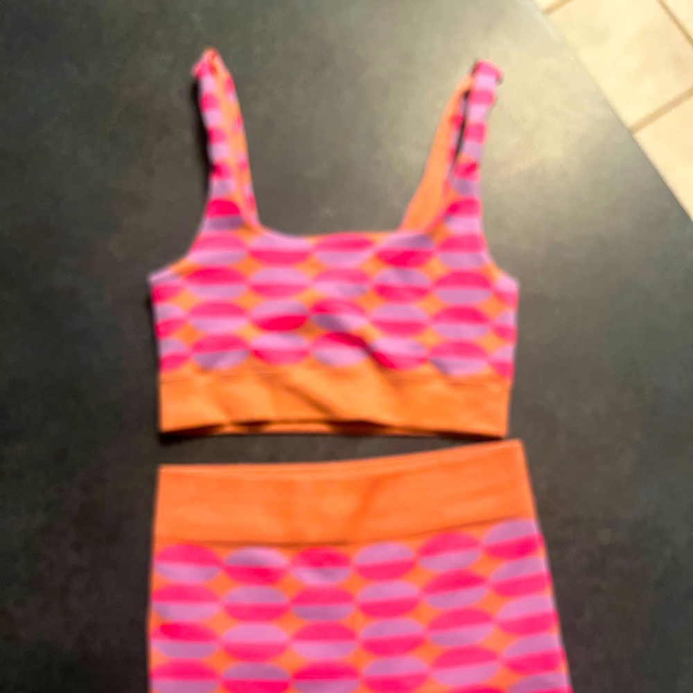 Fabletics Retro Biker Short & Sports Bra Set